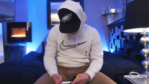 Tommy online show from February 16, 4:42 am