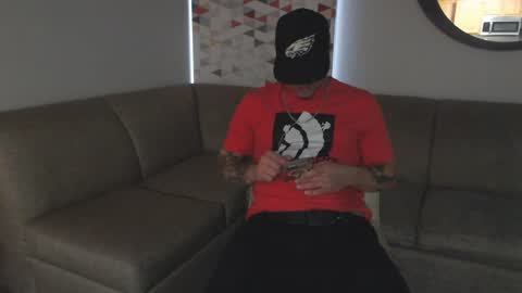 Tommy online show from December 24, 1:28 pm