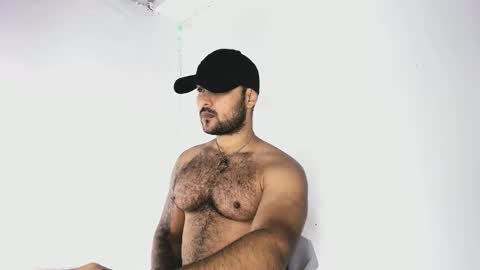 tommy_sccott online show from October 13, 2:17 am