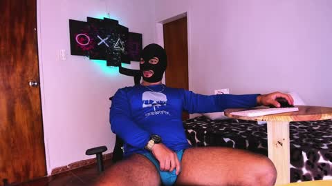 tommy_sccott online show from December 14, 4:56 am