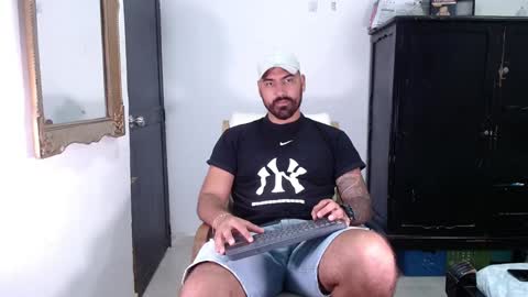 Tomas jhonson online show from January 26, 9:29 pm