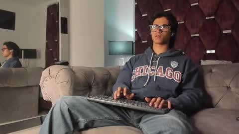 Tony Benedetti online show from February 5, 8:16 pm