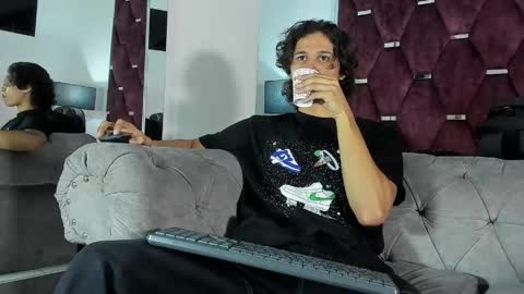 Tony Benedetti online show from April 16, 9:04 pm