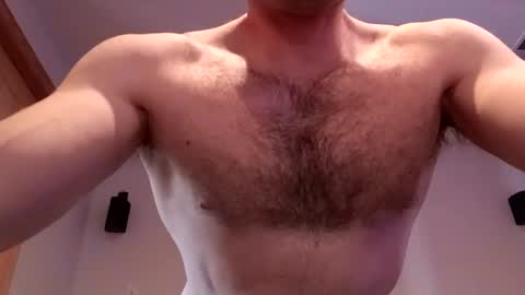 Snapshot of tonybonezz chatting on January 16, 3:13 pm tonybonezz online show from January 16, 3:13 pm