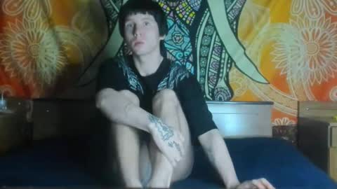 ToyBoy  online show from May 24, 9:32 pm