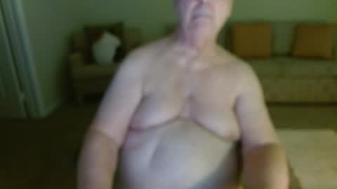 Snapshot of tonysview12000 chatting on October 6, 12:37 am tonysview12000 online show from October 6, 12:37 am