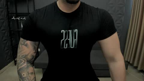 TonyWilcox online show from November 17, 7:55 am