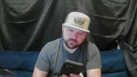 toomuchboost32 online show from December 13, 11:44 pm