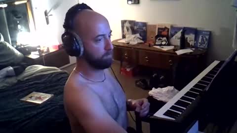 tootsybird69 online show from June 7, 12:06 am