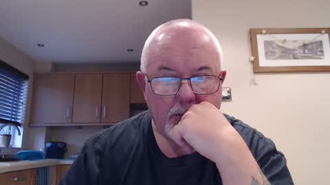 TOUCHWOOD25 online show from December 16, 8:31 am