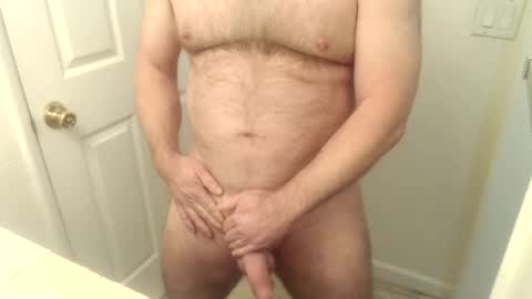 Snapshot of toy_gunn chatting on December 29, 9:52 pm Toy Gunn online show from December 29, 9:52 pm