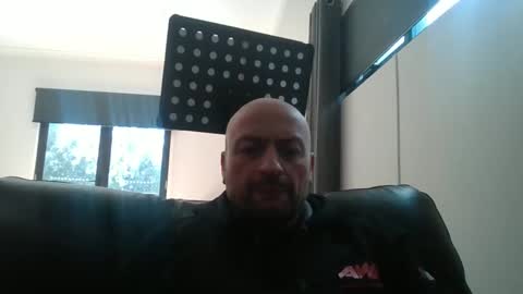 tradiedan2023 online show from October 7, 1:43 am