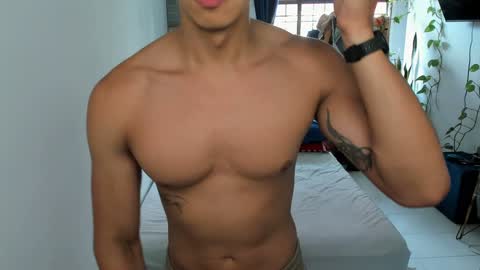 Snapshot of travis_bakerr chatting on February 1, 8:47 pm travis bakerr online show from February 1, 8:47 pm