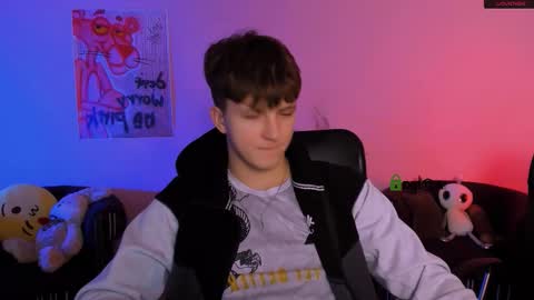 Travis online show from January 7, 8:03 pm