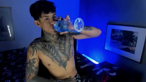 TRAV - INDEPENDENT MODEL online show from November 16, 7:43 am