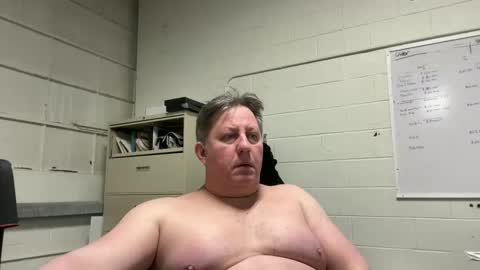 Snapshot of treborinthesky chatting on February 18, 12:26 am treborinthesky online show from February 18, 12:26 am