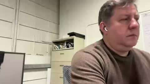 Snapshot of treborinthesky chatting on December 10, 3:22 pm treborinthesky online show from December 10, 3:22 pm