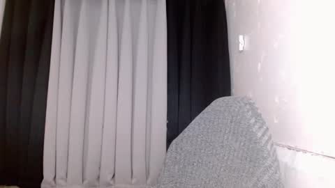 trebz_01 online show from May 31, 6:47 am