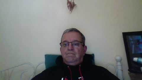 Snapshot of trev8331 chatting on September 13, 11:55 am Fe-fi-fo-fum online show from September 13, 11:55 am