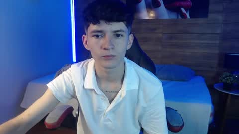 trevor_mob online show from April 4, 7:55 pm