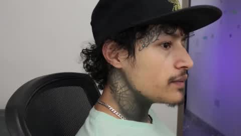 - trieone online show from January 9, 5:07 pm