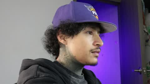 - trieone online show from April 18, 12:56 am