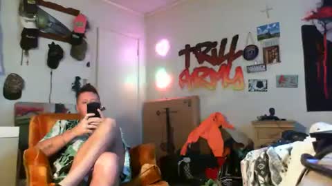 trillnonymau5 online show from January 10, 6:38 pm