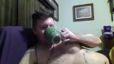 trillnonymau5 online show from February 20, 9:09 pm