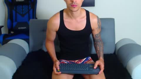 tristan bm online show from January 7, 12:48 pm