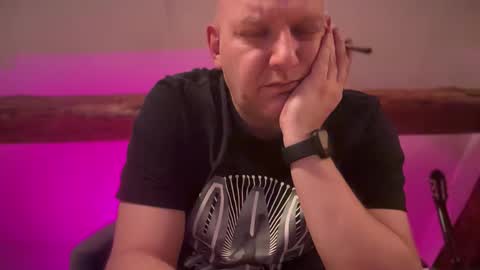 Triton online show from April 13, 11:05 pm