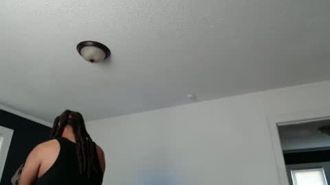 Trmdstrong online show from November 18, 6:55 pm