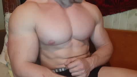 Troncq online show from February 1, 5:16 pm