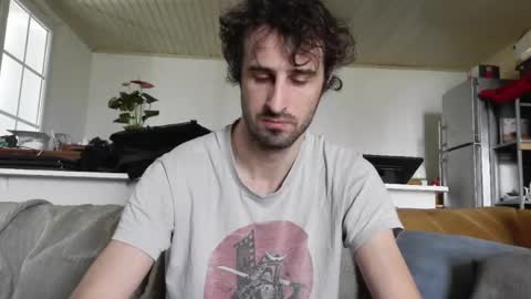 trucdeoufouf online show from February 2, 10:02 am