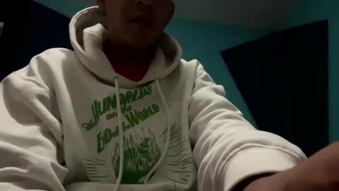 Snapshot of tskmstr3 chatting on February 20, 8:17 am tskmstr3 online show from February 20, 8:17 am