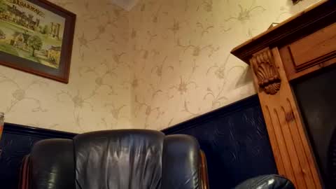 tubsy6868 online show from October 31, 10:57 pm