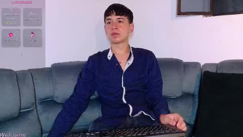 Mr Daren online show from January 17, 7:27 pm