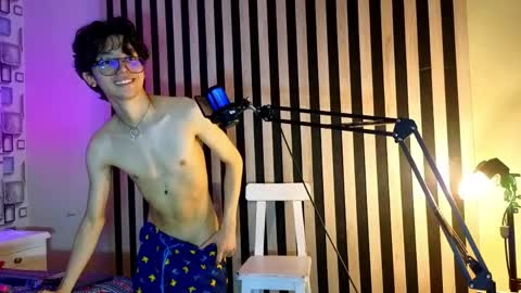 Sebastin online show from April 26, 1:52 pm