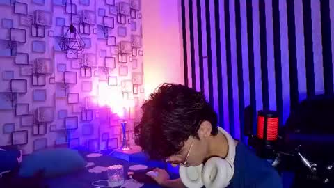 Sebastin online show from July 28, 7:15 pm