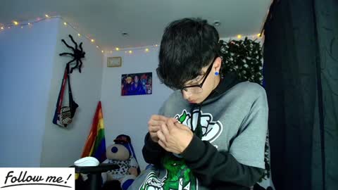Snapshot of twink_sebas_ chatting on January 18, 4:08 am Bad boy sebastian online show from January 18, 4:08 am