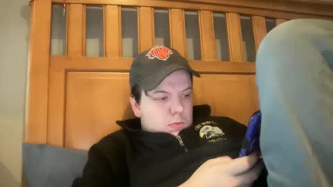Snapshot of twinkmikexxx12 chatting on October 10, 7:51 pm mike online show from October 10, 7:51 pm