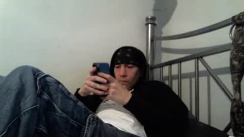 twistedvanilla online show from January 7, 11:43 pm