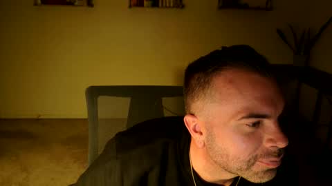 TylerDavid online show from November 1, 5:33 am