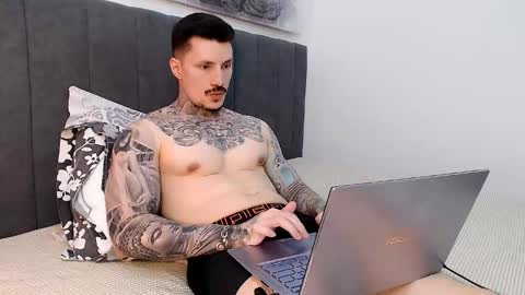 tyagodoll online show from October 31, 6:11 pm