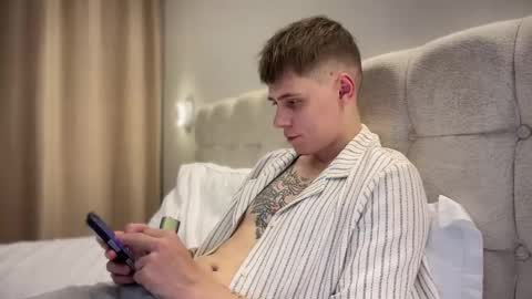 tyler_garrner online show from September 10, 6:28 pm