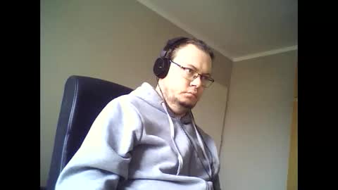 tyradi1991 online show from December 26, 12:49 pm