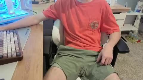 Love Lain online show from May 14, 12:19 am
