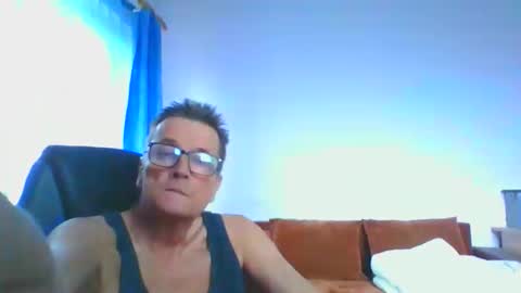 ulmeni4 online show from November 29, 9:22 am