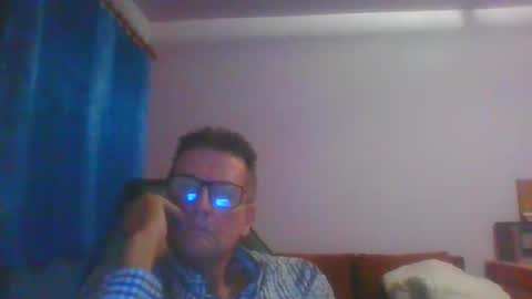 ulmeni4 online show from November 21, 3:44 pm