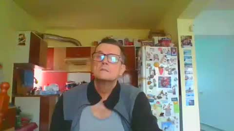 ulmeni7 online show from December 21, 12:02 pm