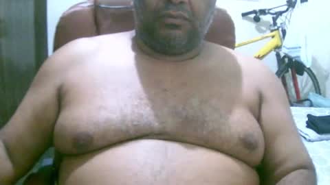 ulmo_br online show from December 31, 11:49 pm